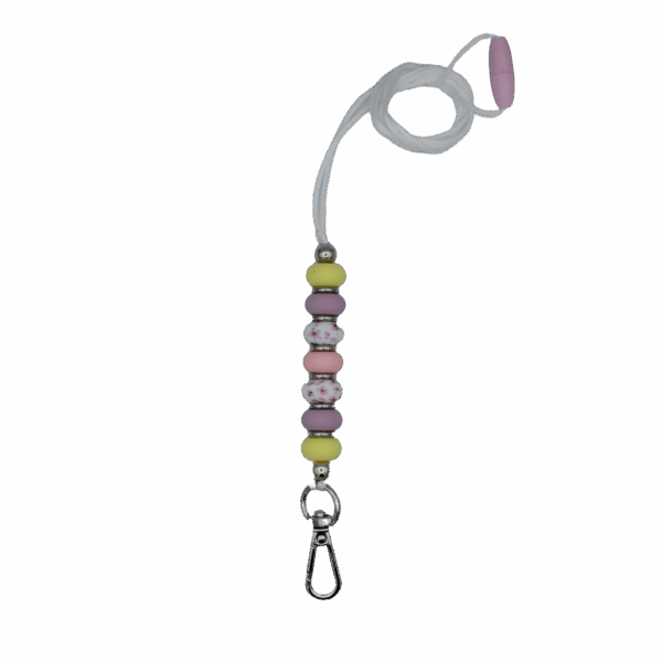 Keycord met gekleurde kralen en stevige clip, ideaal voor sleutels of pasjes.