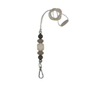 Keycord met gekleurde kralen en stevige clip, ideaal voor sleutels of pasjes.