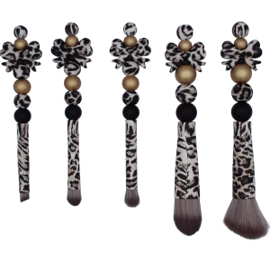 Set makeup borstels met silicone kralen. Ideaal al cadeau of om zelf te gebruiken.