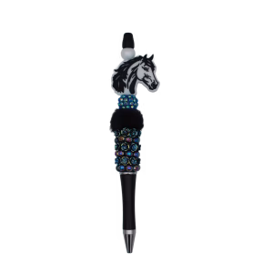Unieke handgemaakte pen met siliconen kralen. Kleurrijk, herbruikbaar en ideaal als origineel cadeau of voor eigen gebruik. Inclusief extra navulling!